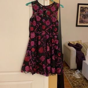 Worn once Tahari size 4 petite dress